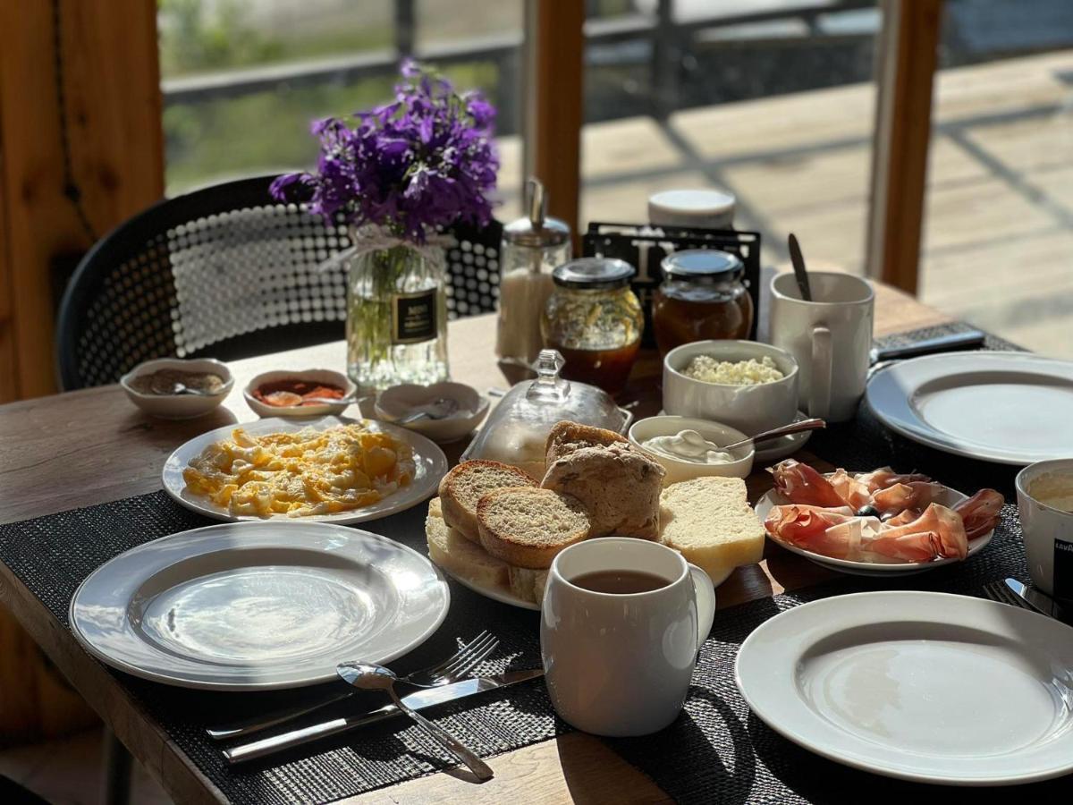 The Pioneers Hotel Bakhmaro Екстериор снимка